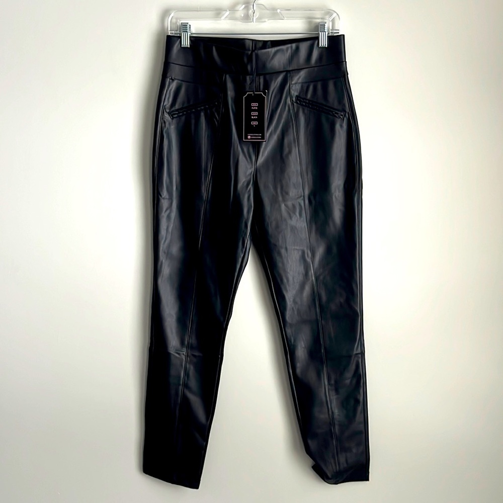 NWT CI Sono Faux Leather leggings